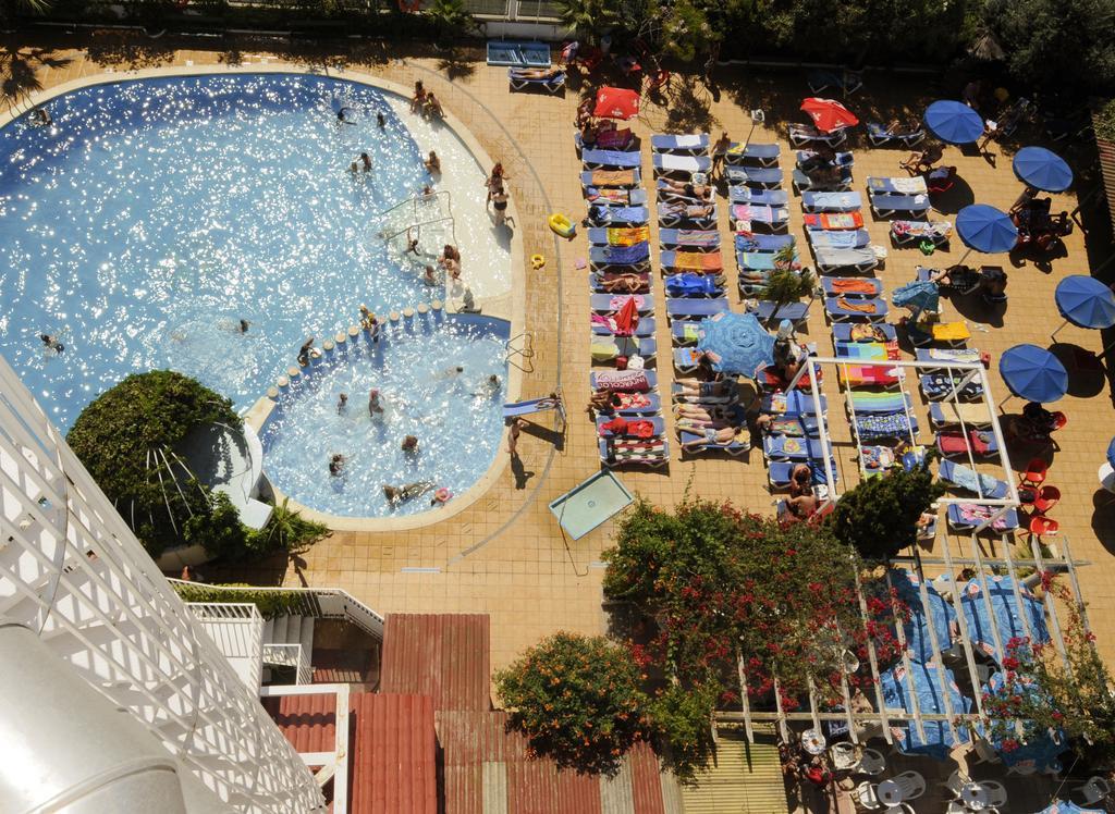 H-Top Paradis Park Pineda de Mar Exterior photo
